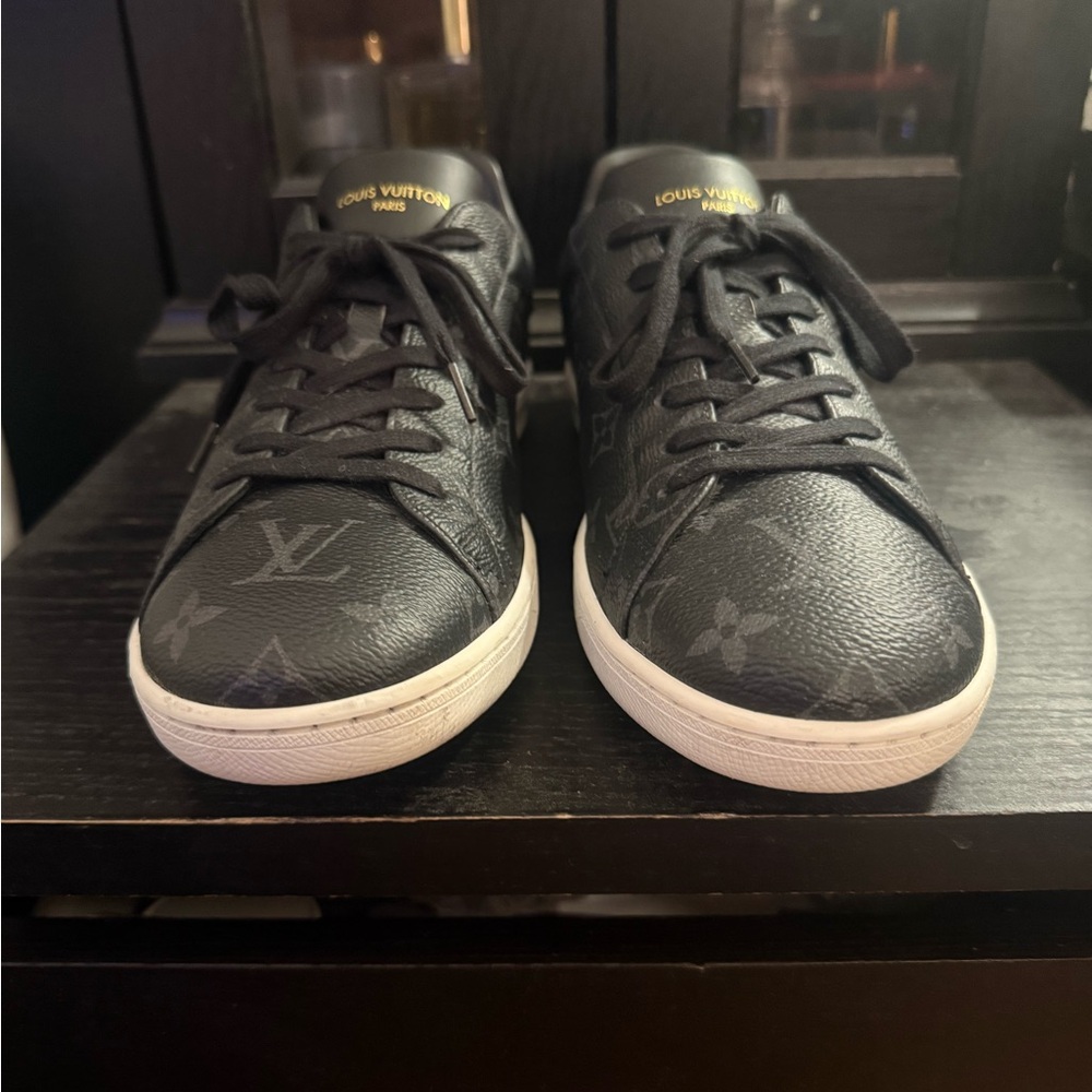 Louis Vuitton Luxembourg Monogram Sneakers 9 (280) 135272415
